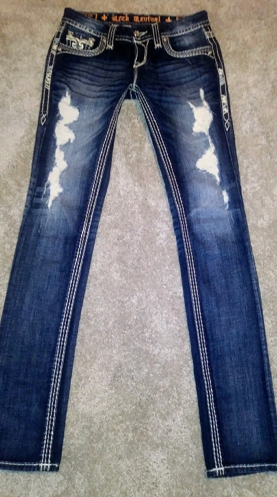 NWOT Rock Revival Felicia Cuff Straight size 26